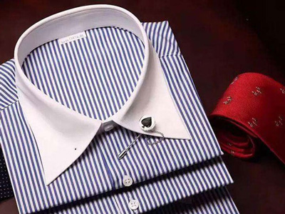 線上和線下工作服定制哪個(gè)更好？